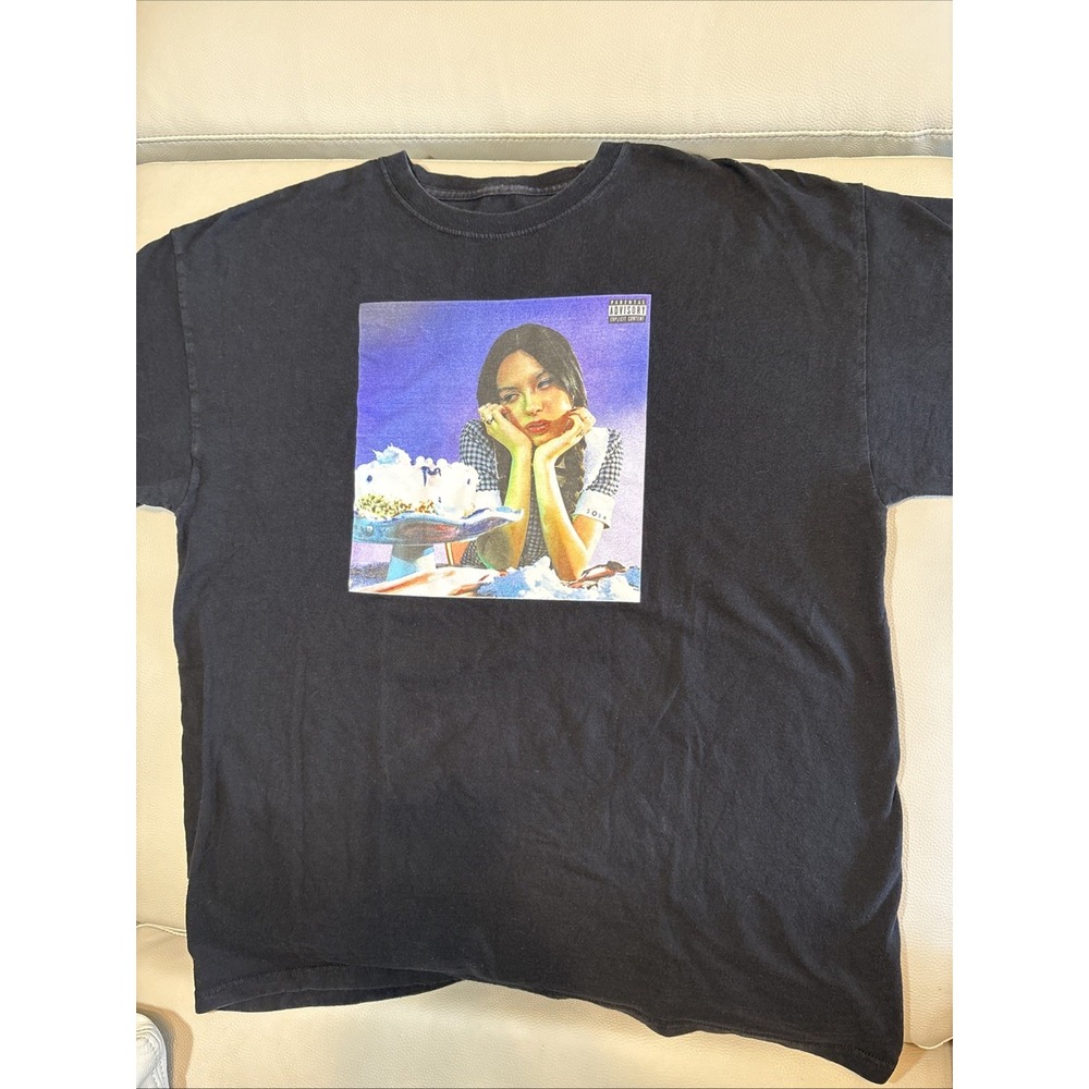 olivia rodrigo shirt xl